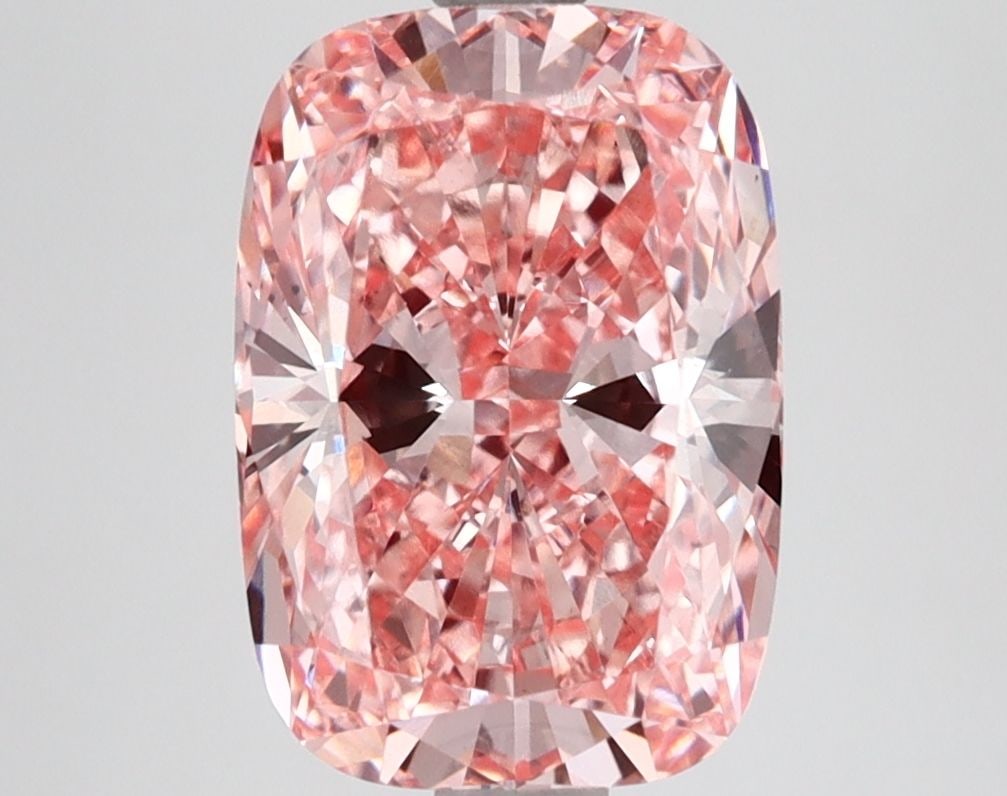 Loose Lab Diamond IGI Cushion Brilliant 3.13ct Fancy Vivid Pink VS2: Loose Lab Diamond IGI Cushion Brilliant 3.13ct Fancy Vivid Pink VS2 This Loose Lab Diamond is a 3.13ct cushion brilliant diamond with a Fancy Vivid Pink color and VS2 clarity, certified by IGI, featur