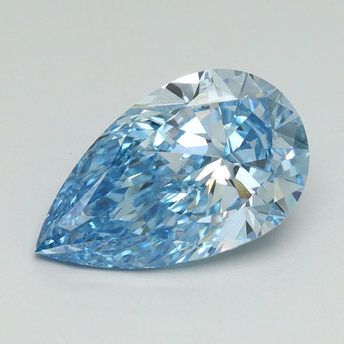 Loose Lab Diamond IGI Pear 3.0ct Fancy Vivid Blue VS2: Loose Lab Diamond IGI Pear 3.0ct Fancy Vivid Blue VS2 This 3.0ct loose lab-grown diamond is a pear shape, colored Fancy Vivid Blue, with VS2 clarity and IGI certification. It has excellent polish and