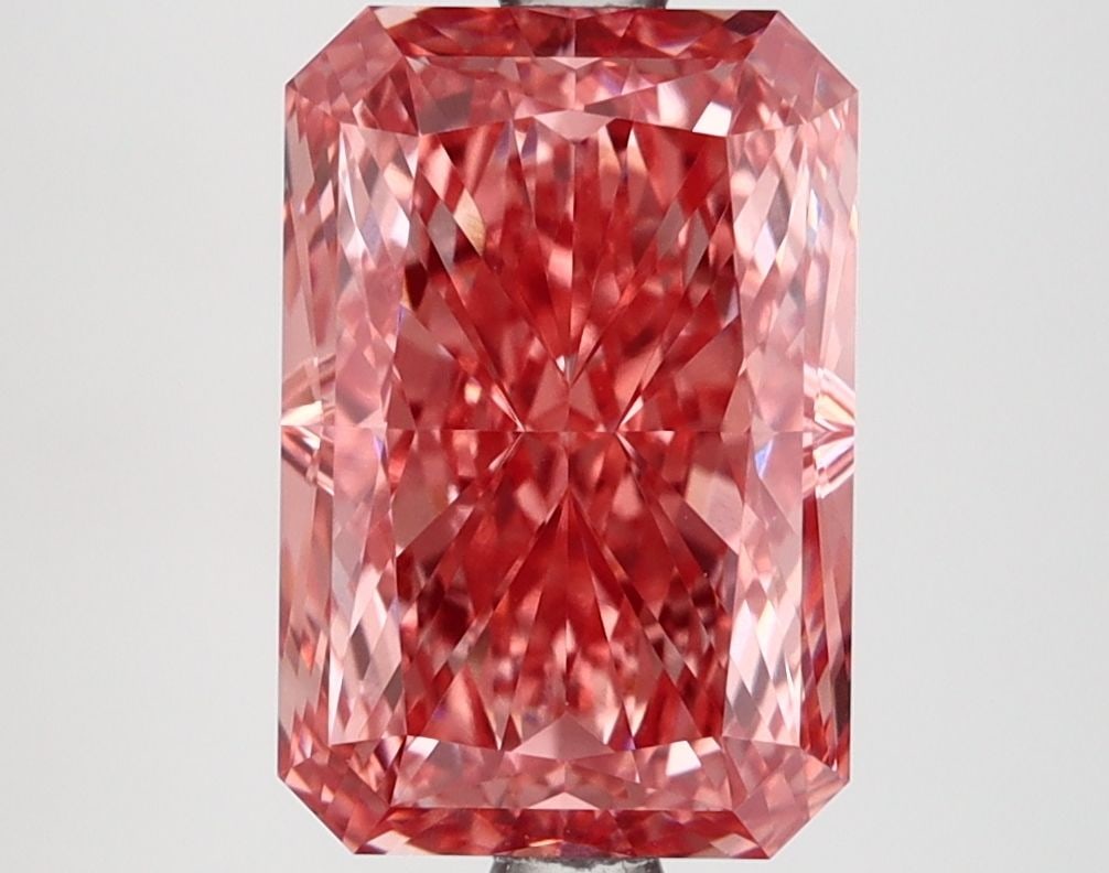 Loose Lab Diamond IGI Radiant 3.7ct Fancy Vivid Pink VVS2: Loose Lab Diamond IGI Radiant 3.7ct Fancy Vivid Pink VVS2 Loose lab-grown diamond IGI certified, 3.7ct, Fancy Vivid Pink color, VVS2 clarity, with excellent polish and symmetry. Measurements are 10.54