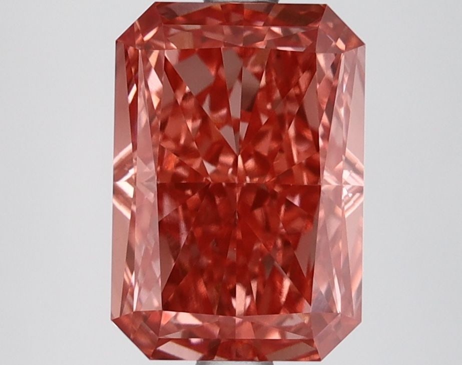 Loose Lab Diamond IGI Radiant 3.89ct Fancy Vivid Pink VS2: Loose Lab Diamond IGI Radiant 3.89ct Fancy Vivid Pink VS2 Loose Lab Diamond IGI Radiant 3.89ct Fancy Vivid Pink VS2, certified by IGI, with excellent polish and symmetry, measuring 10.72L x 7.19W x 5.