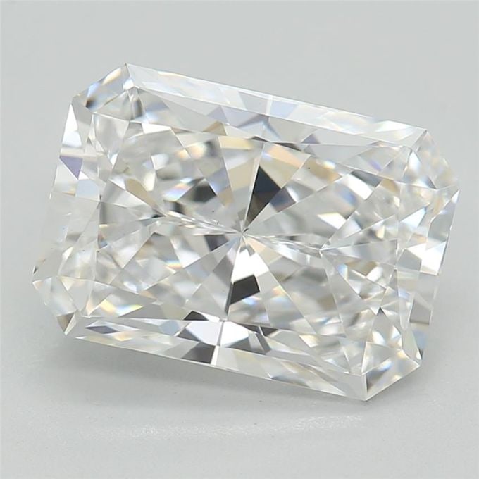 Loose Lab Diamond 2.09ct E VS1 - GIA Radiant: Loose Lab Diamond 2.09ct E VS1 - GIA Radiant Loose Lab Diamond 2.09ct E VS1 - GIA Radiant, graded E in color with VS1 clarity, and measuring 9.07L X 6.34W X 4.39H, certified by GIA. Item Specifics: So