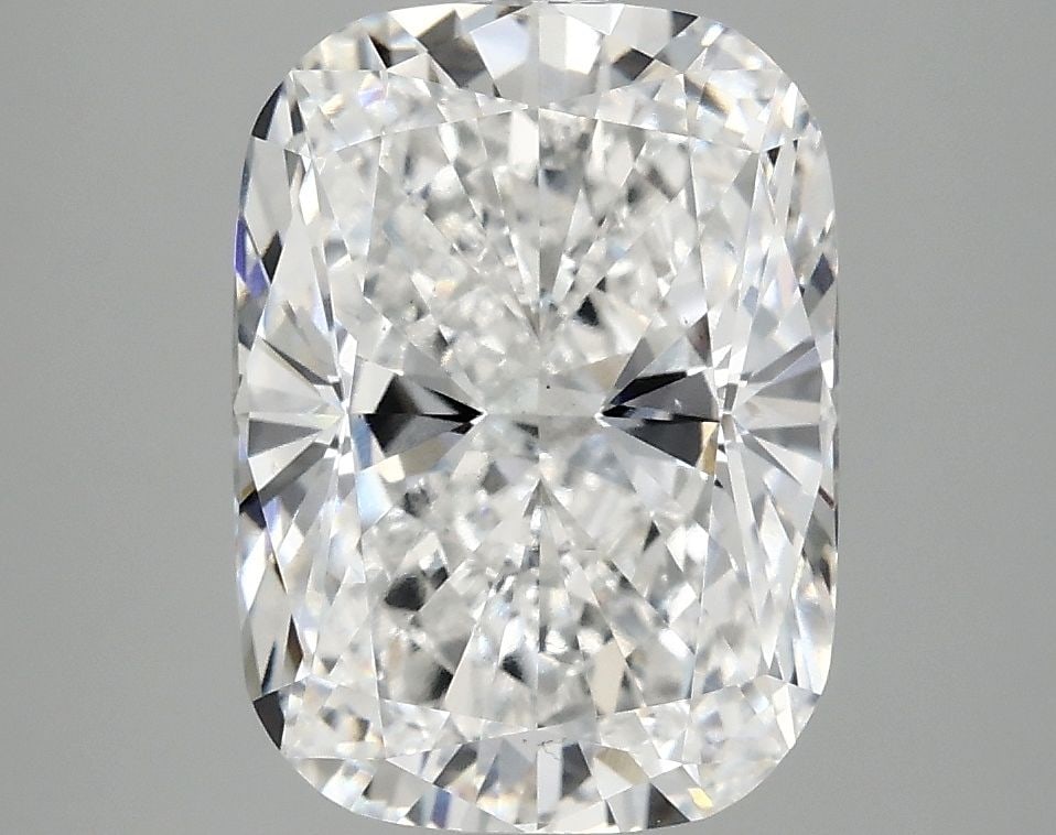 Loose Lab Diamond IGI Cushion Modified 4.02ct E VS2: Loose Lab Diamond IGI Cushion Modified 4.02ct E VS2 Loose lab-grown diamond, IGI certified, cushion modified cut, 4.02ct, E color, VS2 clarity, EX polish and symmetry, measurements 11.38L x 8.28W x 5.