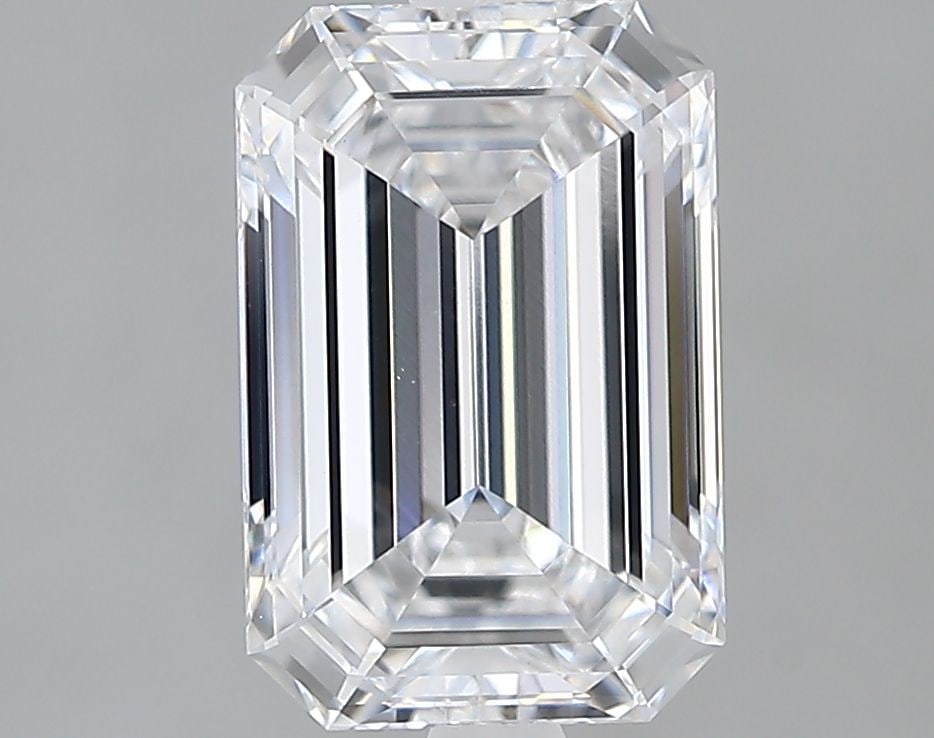 Loose Lab Diamond GIA Emerald 2.03ct D VVS2: Loose Lab Diamond GIA Emerald 2.03ct D VVS2 Loose Lab Diamond GIA Emerald, 2.03ct, Color D, Clarity VVS2, featuring Excellent Polish and Symmetry. Certified by GIA, measuring 9.22L x 6.11W x 3.77H. It