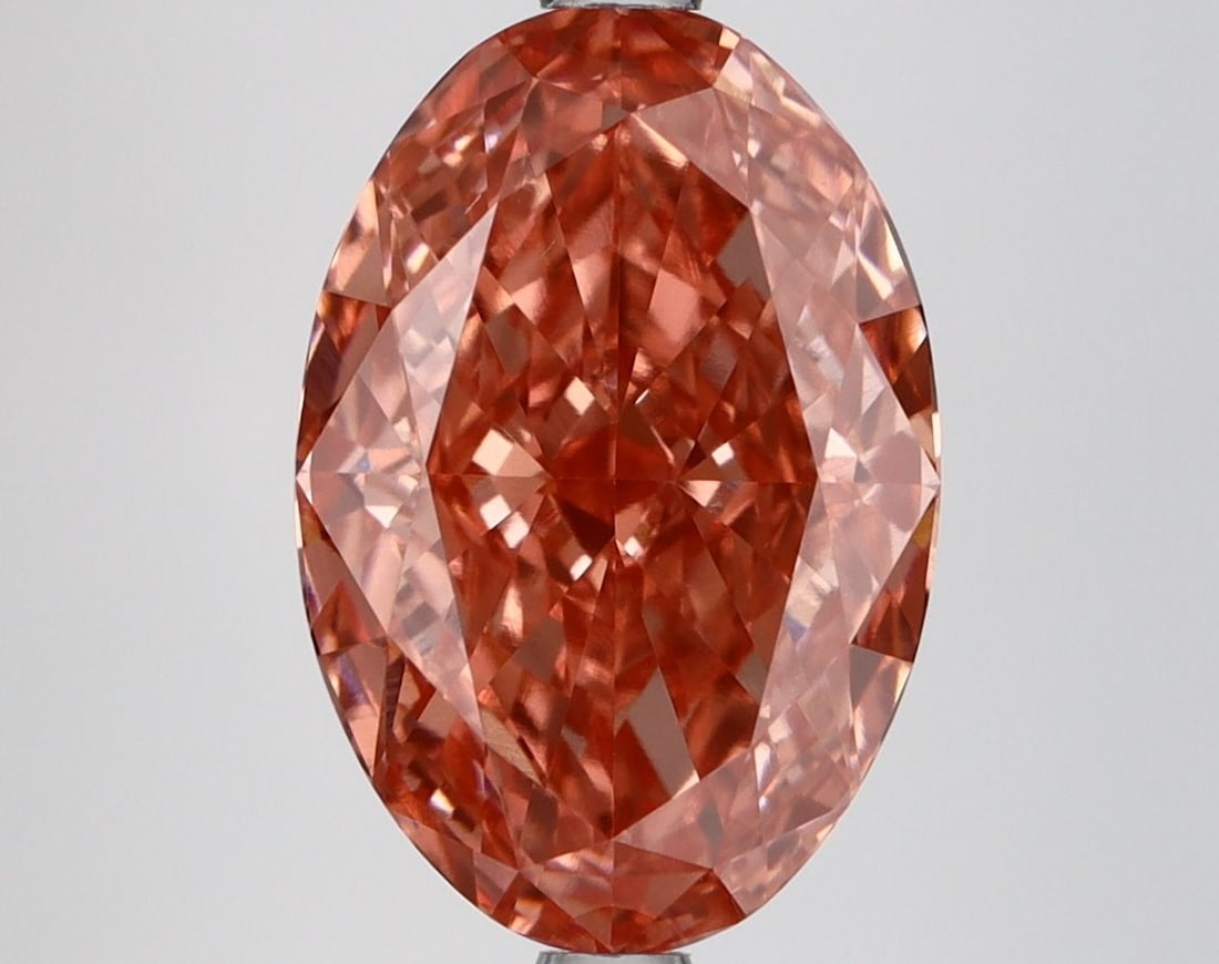 Loose Lab Diamond IGI Oval 4.36ct Fancy Vivid Pink VS1: Loose Lab Diamond IGI Oval 4.36ct Fancy Vivid Pink VS1 Loose lab-grown diamond IGI certified, weighing 4.36ct with an oval cut, fancy vivid pink color, clarity VS1, and excellent polish and symmetry.