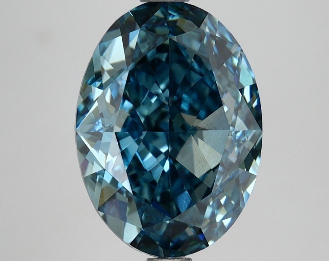 Loose Lab Diamond IGI Oval 4.15ct Fancy Vivid Blue VS1: Loose Lab Diamond IGI Oval 4.15ct Fancy Vivid Blue VS1 Loose lab-grown oval diamond weighing 4.15ct, colored fancy vivid blue with VS1 clarity; certified by IGI, featuring excellent polish and symmetr
