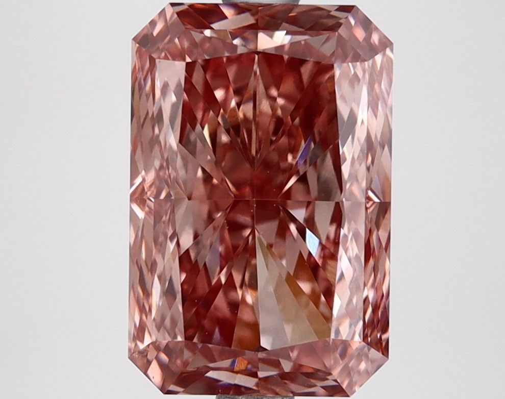 Loose Lab Diamond IGI Radiant 3.52ct Fancy Vivid Brown Pink VVS1: Loose Lab Diamond IGI Radiant 3.52ct Fancy Vivid Brown Pink VVS1 Loose lab-grown diamond, IGI certified, weighing 3.52ct with a radiant cut, Fancy Vivid Brown Pink color, and VVS1 clarity. Measurement