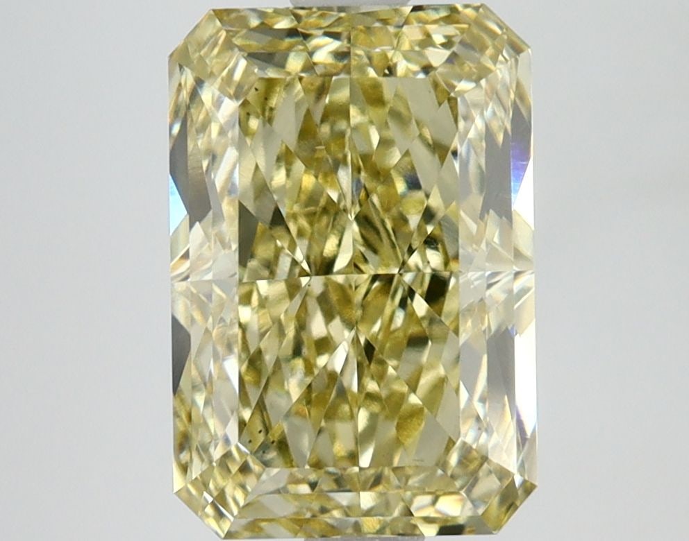 Loose Lab Diamond IGI Radiant 3.55ct Fancy Intense Yellow VS1: Loose Lab Diamond IGI Radiant 3.55ct Fancy Intense Yellow VS1 Loose Lab Diamond IGI certified, 3.55ct Radiant cut in Fancy Intense Yellow color, VS1 clarity with excellent polish and symmetry; measure