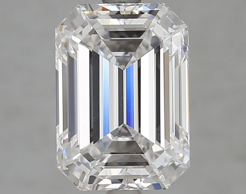 Loose Lab Diamond GIA Emerald 4.01ct D VVS2: Loose Lab Diamond GIA Emerald 4.01ct D VVS2 Loose Lab Diamond GIA Emerald 4.01ct D VVS2 with excellent polish and symmetry; dimensions are 10.52L x 7.52W x 5.19H, certified by GIA. Item Specifics: Sou