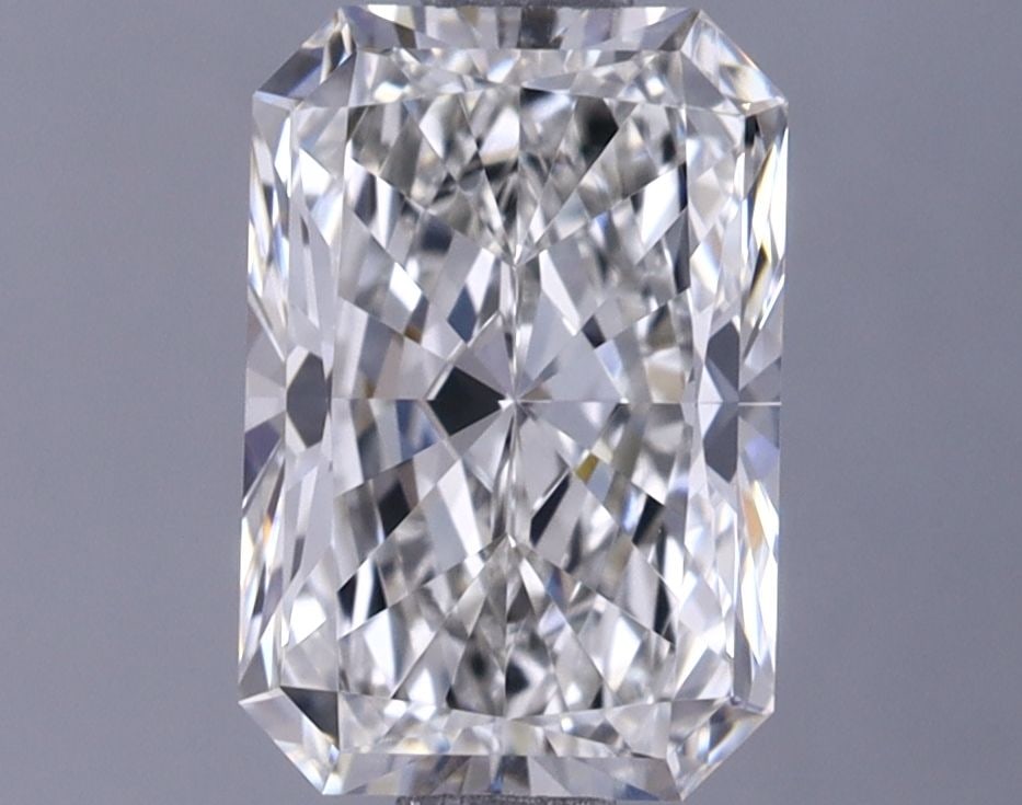 Loose Lab Diamond IGI Radiant 1.51ct G VVS2: Loose Lab Diamond IGI Radiant 1.51ct G VVS2 Loose Lab Diamond IGI Radiant, 1.51ct, G color, VVS2 clarity, with excellent polish and symmetry. Certified by IGI, measuring 8.23L X 5.56W X 3.76H. Item Sp