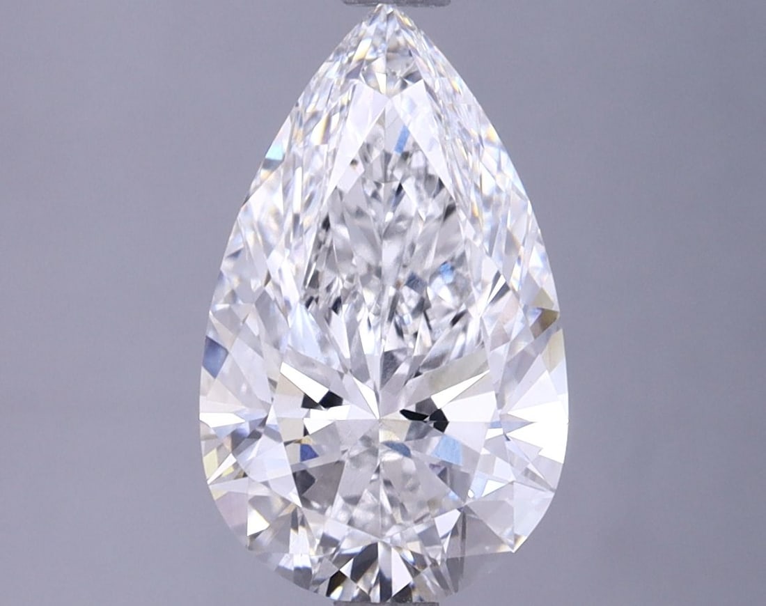 Loose Lab Diamond GIA Pear 2.44ct E VS1: Loose Lab Diamond GIA Pear 2.44ct E VS1 Loose Lab Diamond GIA Pear 2.44ct, E color, VVS1 clarity, featuring excellent polish and symmetry, measured at 12.37L x 7.5W x 4.51H. Item Specifics: Source: Th