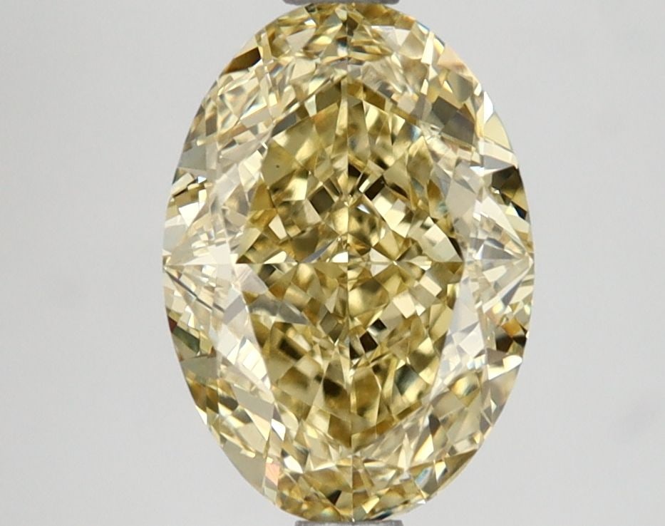 Loose Lab Diamond IGI Oval 2.53ct Fancy Intense Yellow VVS2: Loose Lab Diamond IGI Oval 2.53ct Fancy Intense Yellow VVS2 Loose lab-grown oval diamond weighing 2.53ct, color Fancy Intense Yellow, clarity VVS2, with excellent polish and symmetry, certified by IGI