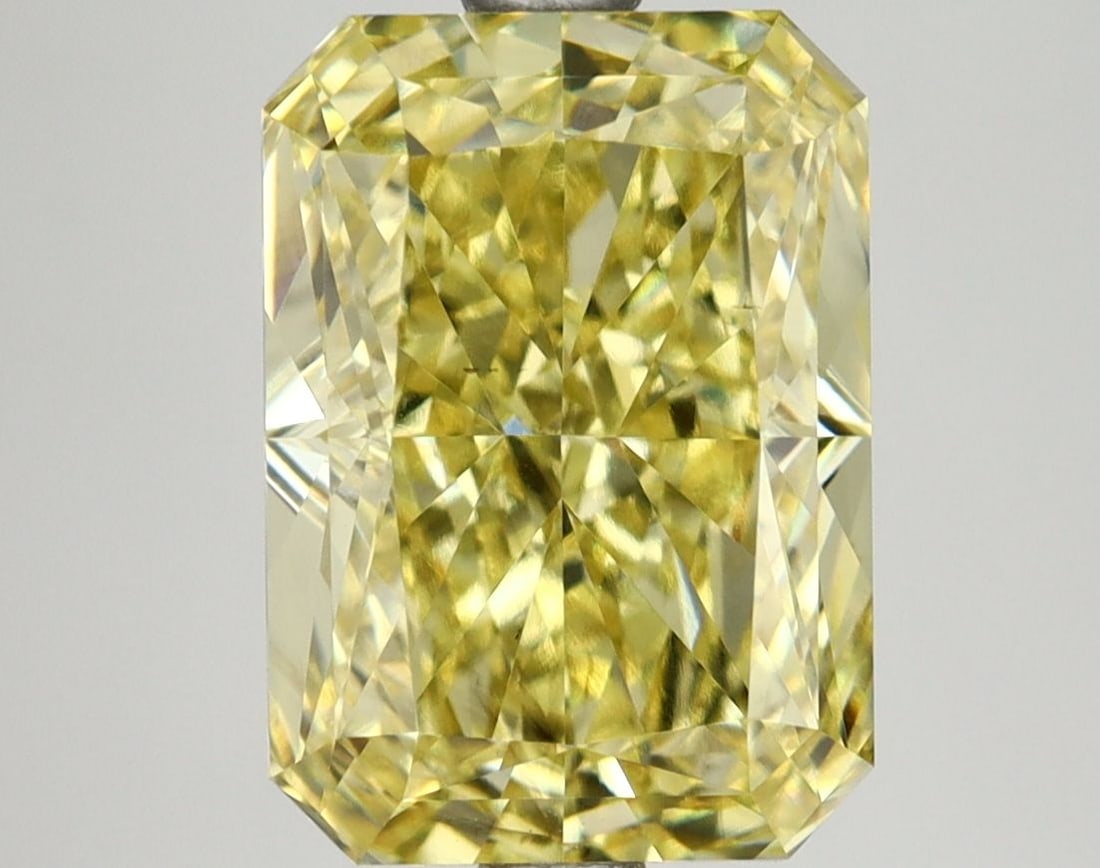 Loose Lab Diamond 3.59ct Fancy Vivid Yellow VS1 Radiant IGI: Loose Lab Diamond 3.59ct Fancy Vivid Yellow VS1 Radiant IGI This 3.59ct loose lab-grown diamond features a Fancy Vivid Yellow color and VS1 clarity, with excellent polish and symmetry, certified by IG
