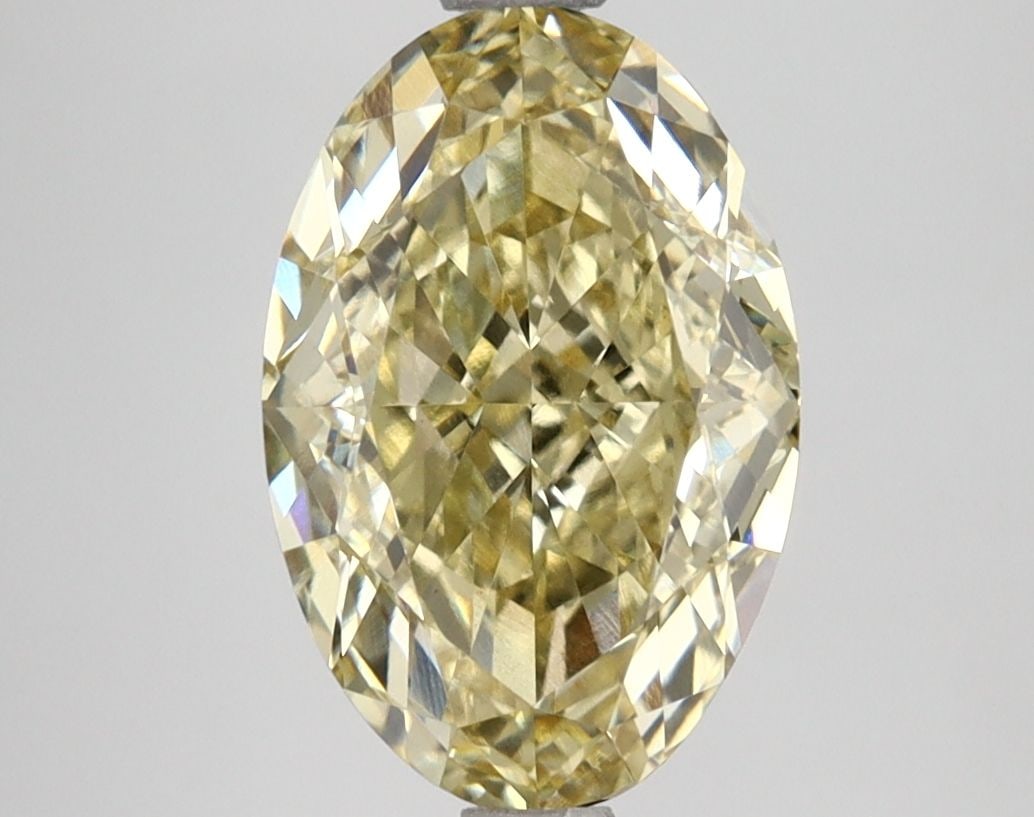 Loose Lab Diamond IGI Oval 3.12ct Fancy Intense Yellow VVS2: Loose Lab Diamond IGI Oval 3.12ct Fancy Intense Yellow VVS2 Loose lab-grown diamond weighing 3.12ct, oval cut, with a Fancy Intense Yellow color, VVS2 clarity, and measurements of 11.13L x 7.42W x 4.8