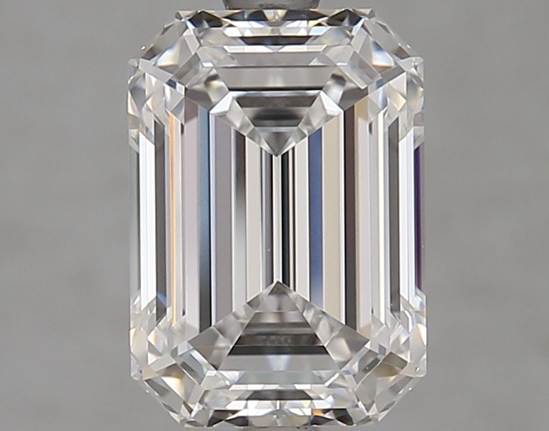 Loose Lab Diamond GIA Emerald 3.07ct D VVS1: Loose Lab Diamond GIA Emerald 3.07ct D VVS1 Loose Lab Diamond GIA Emerald, 3.07ct, D color, VVS1 clarity, with excellent polish and symmetry. Certified by GIA, measuring 9.75L x 6.9W x 4.67H. Item Spe