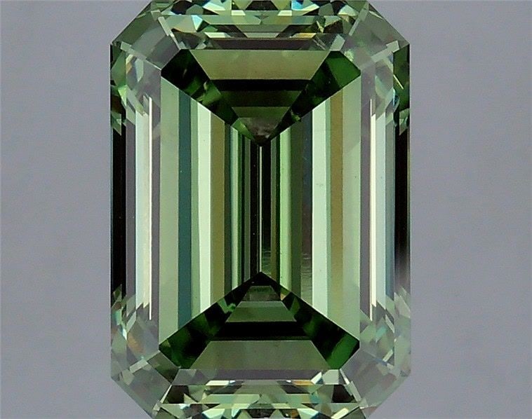 Loose Lab Diamond IGI Emerald 4.08ct Fancy Vivid Green VS2: Loose Lab Diamond IGI Emerald 4.08ct Fancy Vivid Green VS2 Loose lab diamond, IGI certified, emerald cut, 4.08ct, fancy vivid green color, clarity VS2, very good polish, excellent symmetry; measures 1