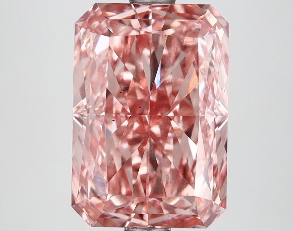 Loose Lab Diamond IGI Radiant 3.21ct Fancy Vivid Pink VS2: Loose Lab Diamond IGI Radiant 3.21ct Fancy Vivid Pink VS2 Loose Lab Diamond IGI Radiant, 3.21ct, Fancy Vivid Pink, VS2 clarity, with EX polish and symmetry, certified by IGI. Item Specifics: Source: T