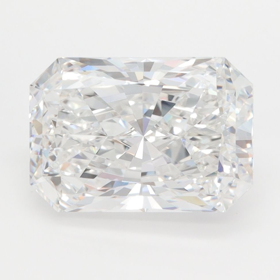 Loose Lab Diamond GIA Radiant 3.3ct E VVS2: Loose Lab Diamond GIA Radiant 3.3ct E VVS2 Loose Lab Diamond GIA Radiant, 3.3ct, E color, VVS2 clarity, boasts excellent polish and symmetry; certified by GIA. Item Specifics: Source: This Is A Real D