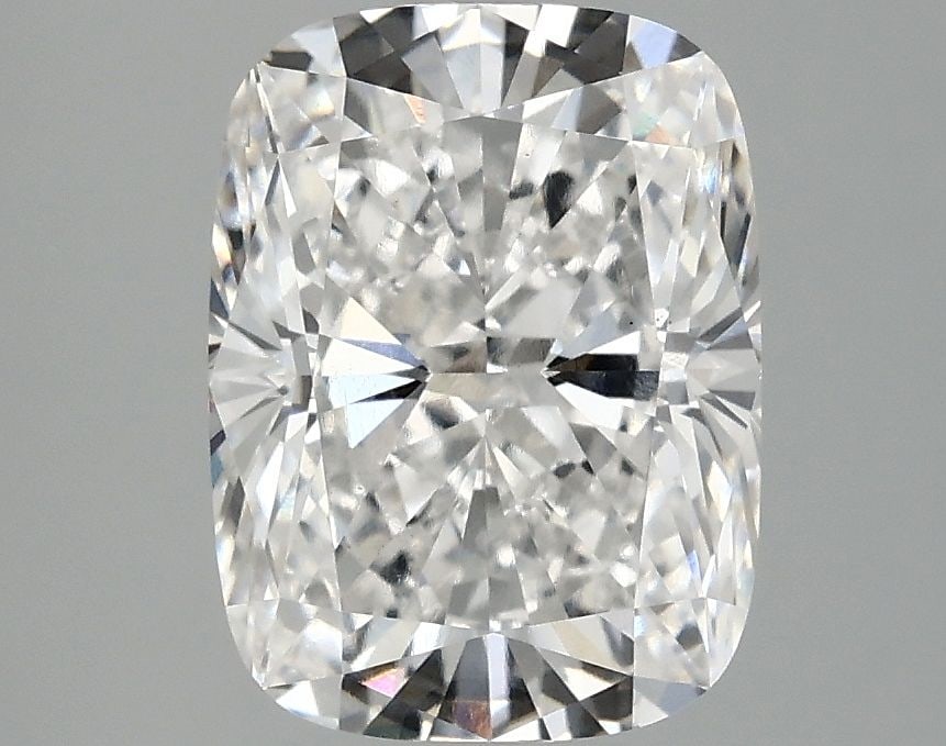 Loose Lab Diamond IGI Cushion Modified 3.06ct E VS1: Loose Lab Diamond IGI Cushion Modified 3.06ct E VS1 Loose Lab Diamond IGI Cushion Modified 3.06ct E VS1, exhibiting Excellent polish and symmetry, with dimensions of 10.06L X 7.56W X 5.09H, certified