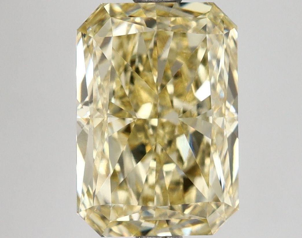 Loose Lab Diamond IGI Radiant 3.04ct Fancy Intense Yellow VVS2: Loose Lab Diamond IGI Radiant 3.04ct Fancy Intense Yellow VVS2 Loose lab-grown diamond, 3.04ct Radiant cut, Color Fancy Intense Yellow, Clarity VVS2, measurements 10.0L X 6.95W X 4.53H, certified by I