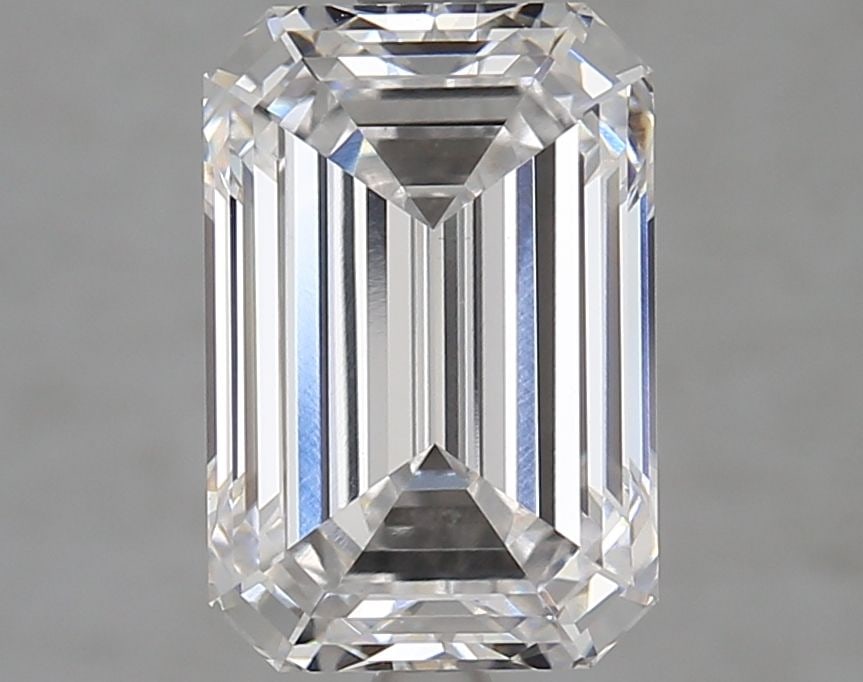 Loose Lab Diamond IGI Emerald 4.01ct D VVS2: Loose Lab Diamond IGI Emerald 4.01ct D VVS2 Loose lab-grown diamond, IGI certified, emerald cut, 4.01ct, color D, clarity VVS2, measurements 10.9L x 7.43W x 4.96H. Item Specifics: Source: This Is A Re