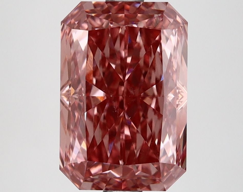 Loose Lab Diamond IGI Radiant 3.08ct Fancy Vivid Pink VS1: Loose Lab Diamond IGI Radiant 3.08ct Fancy Vivid Pink VS1 Loose Lab Diamond IGI Radiant weighing 3.08ct, featuring Fancy Vivid Pink color and VS1 clarity, with excellent Polish and Symmetry. Certified