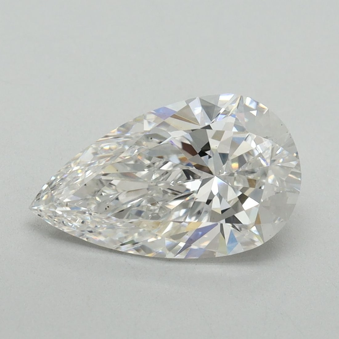 Loose Lab Diamond GSI Pear 2.1ct F VS1: Loose Lab Diamond GSI Pear 2.1ct F VS1 Loose Lab Diamond GSI Pear 2.1ct F color, VS1 clarity, with excellent polish and symmetry, measuring 11.98L x 7.02W x 4.35H, certified by GSI. Item Specifics: