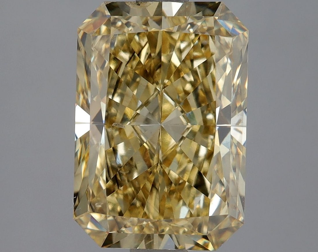 Loose Lab Diamond IGI Radiant 3.03ct Fancy Vivid Yellow SI1: Loose Lab Diamond IGI Radiant 3.03ct Fancy Vivid Yellow SI1 Loose Lab Diamond IGI Radiant 3.03ct Fancy Vivid Yellow SI1; certified by IGI, with measurements of 10.33L x 7.1W x 4.8H. Item Specifics: So
