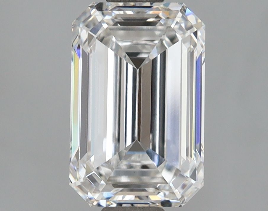 Loose Lab Diamond IGI Emerald 2.24ct E VVS2 (1 of 1)
