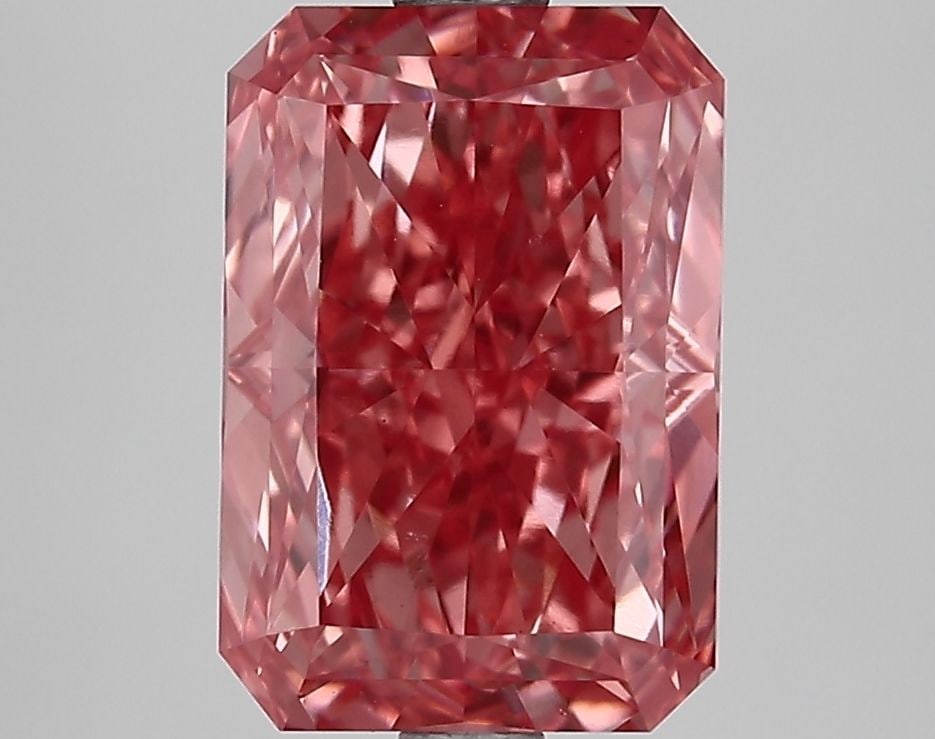 Loose Lab Diamond IGI Radiant 3.03ct Fancy Vivid Pink VS2: Loose Lab Diamond IGI Radiant 3.03ct Fancy Vivid Pink VS2 Loose lab-grown diamond weighing 3.03ct with a radiant cut, fancy vivid pink color, VS2 clarity, and IGI certification. Item Specifics: Source