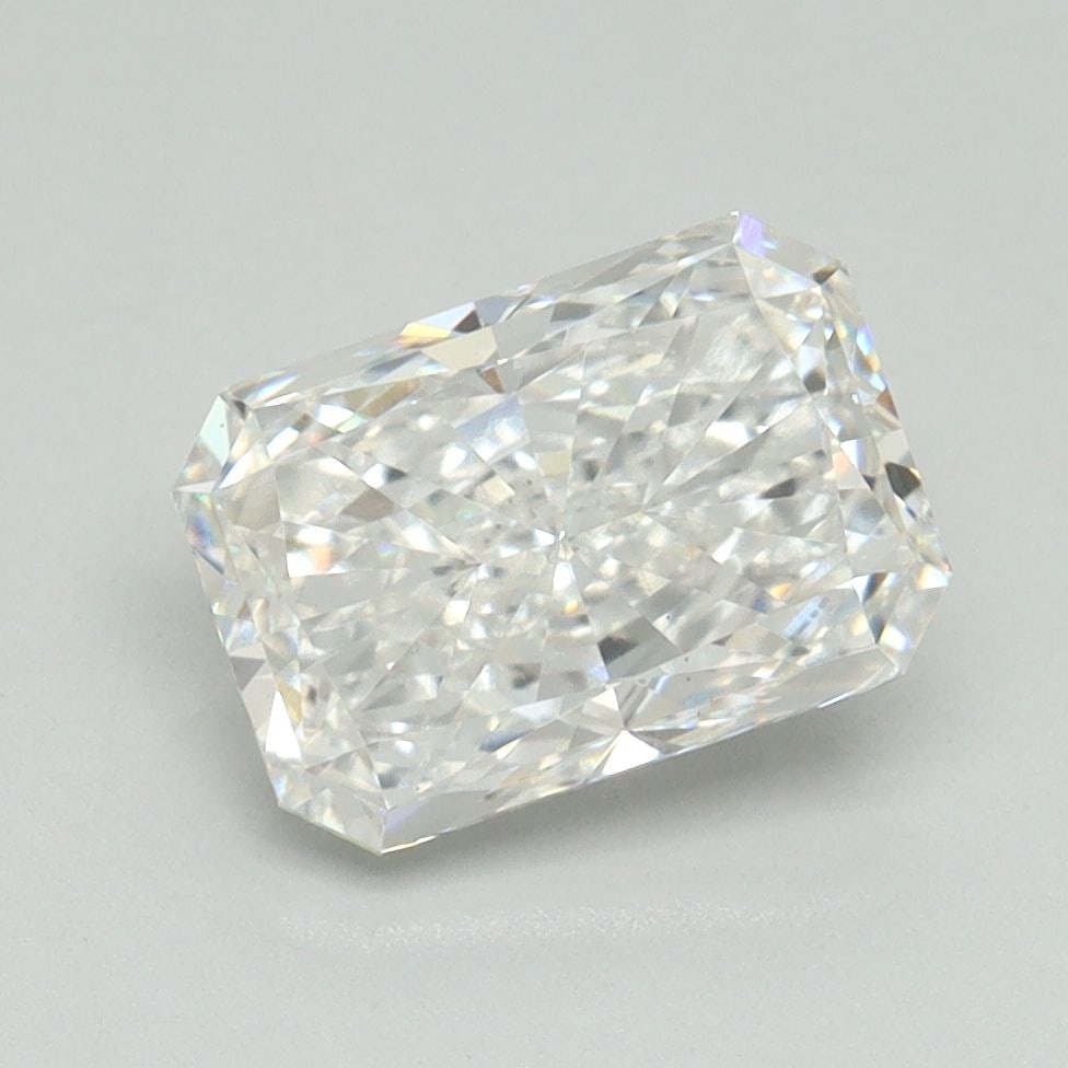 Loose Lab Diamond GSI Radiant 2.1ct E VS2: Loose Lab Diamond GSI Radiant 2.1ct E VS2 Loose lab-grown diamond weighing 2.1ct with a radiant cut, E color, VS2 clarity, and GSI certification. Item Specifics: Source: This Is A Real Diamond Grown I