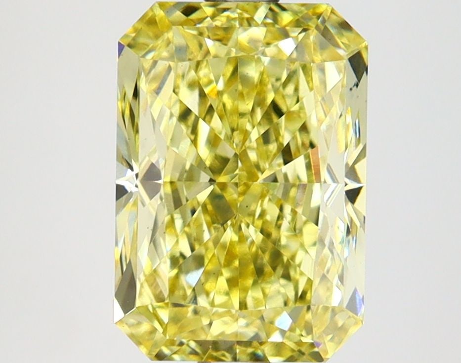 Loose Lab Diamond IGI Radiant 3.09ct Fancy Vivid Yellow VS1: Loose Lab Diamond IGI Radiant 3.09ct Fancy Vivid Yellow VS1 Loose lab-grown radiant diamond weighing 3.09ct, color Fancy Vivid Yellow, clarity VS1, with GD polish and symmetry, certified by IGI. 