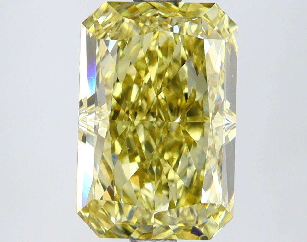 Loose Lab Diamond IGI Radiant 3.09ct Fancy Intense Yellow VS1: Loose Lab Diamond IGI Radiant 3.09ct Fancy Intense Yellow VS1 Loose Lab Diamond IGI Radiant, 3.09ct, in Fancy Intense Yellow color with VS1 clarity, featuring good polish and symmetry. Certified by IG