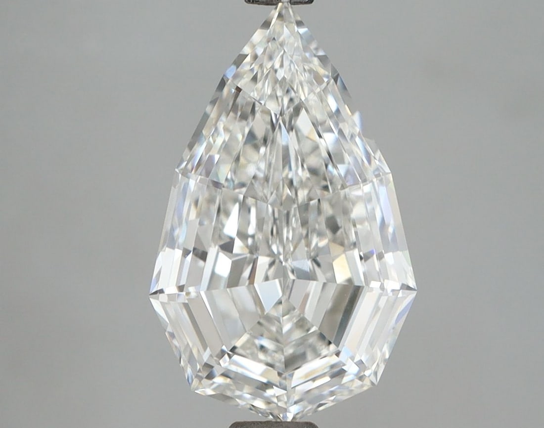 Loose Lab Diamond IGI 3.09ct F VVS2: Loose Lab Diamond IGI 3.09ct F VVS2 This Loose Lab Diamond from IGI weighs 3.09ct with an F color grade and VVS2 clarity, featuring measurements of 13.54L x 8.46W x 4.34H. Item Specifics: Source: This