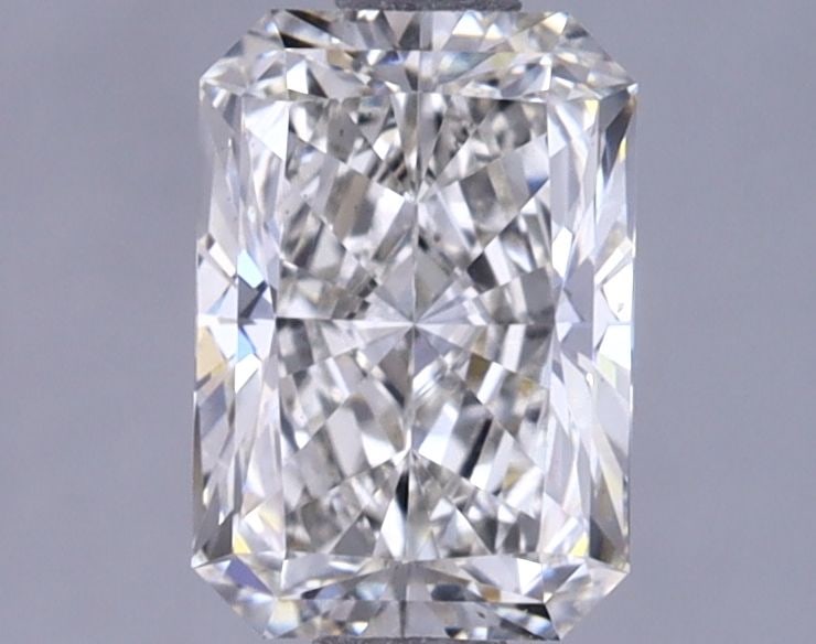 Loose Lab Diamond IGI Radiant 1.31ct G VS1: Loose Lab Diamond IGI Radiant 1.31ct G VS1 Loose Lab Diamond IGI Radiant 1.31ct in G color with VS1 clarity, certified by IGI. It has excellent polish and symmetry, measuring 7.7L x 5.34W x 3.64H. Ite