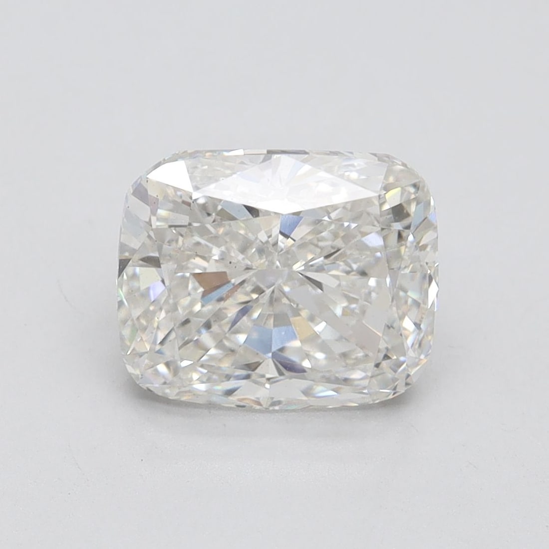 Loose Lab Diamond IGI Cushion Brilliant 3.01ct H VS2: Loose Lab Diamond IGI Cushion Brilliant 3.01ct H VS2 Loose Lab Diamond IGI Cushion Brilliant, 3.01ct with an H color and VS2 clarity, features excellent polish and symmetry, measuring 8.79L x 7.44W x