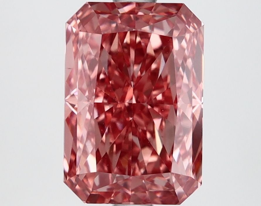 Loose Lab Diamond IGI Radiant 2.67ct Fancy Vivid Pink VS1: Loose Lab Diamond IGI Radiant 2.67ct Fancy Vivid Pink VS1 This 2.67 ct loose lab diamond features a radiant cut, a fancy vivid pink color, and VS1 clarity, certified by IGI. Item Specifics: Source: Th