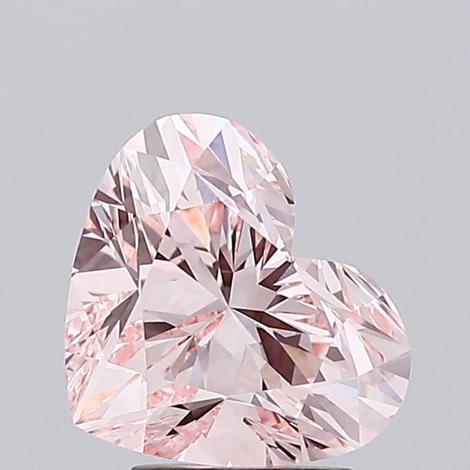 Loose Lab Diamond IGI Heart 3.26ct Fancy Intense Pink VVS2: Loose Lab Diamond IGI Heart 3.26ct Fancy Intense Pink VVS2 Loose Lab Diamond IGI Heart, 3.26ct, in Fancy Intense Pink color with VVS2 clarity, featuring EX polish and symmetry, certified by IGI. Item