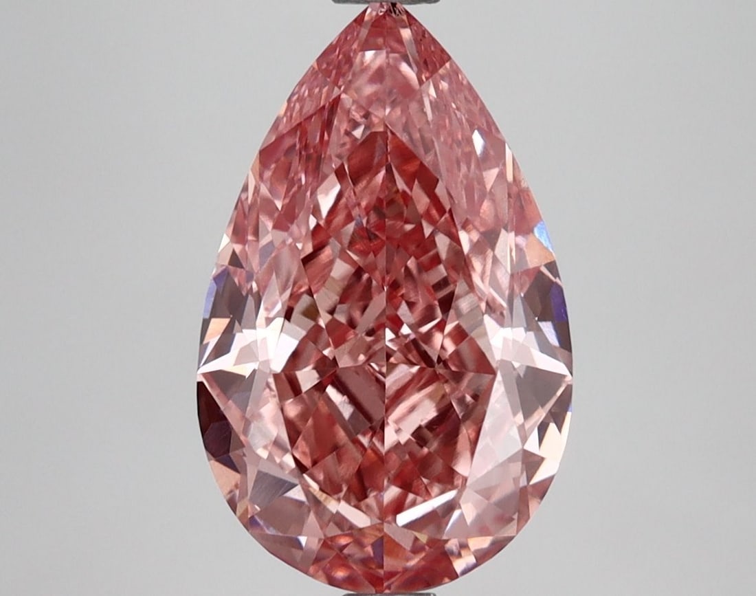 Pear 3.51ct Fancy Vivid Pink VS1 - Loose Lab Diamond IGI: Pear 3.51ct Fancy Vivid Pink VS1 - Loose Lab Diamond IGI Pear 3.51ct lab-grown diamond with fancy vivid pink color, VS1 clarity, and IGI certification; measurements are 12.75L x 7.98W x 4.99H. Item Sp