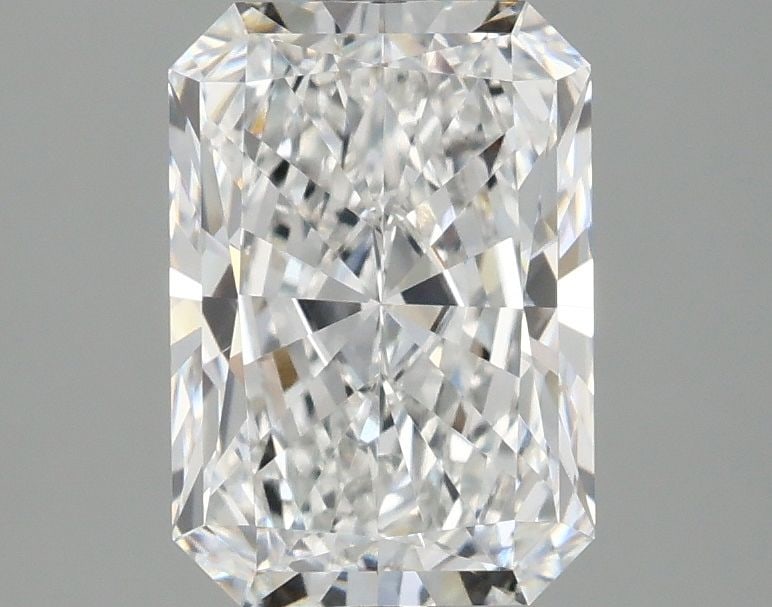Loose Lab Diamond IGI Radiant 1.97ct E VVS1: Loose Lab Diamond IGI Radiant 1.97ct E VVS1 1.97ct Radiant E VVS1 loose lab diamond with EX polish and symmetry, certified by IGI, measuring 8.99L x 6.24W x 4.07H. Item Specifics: Source: This Is A Re