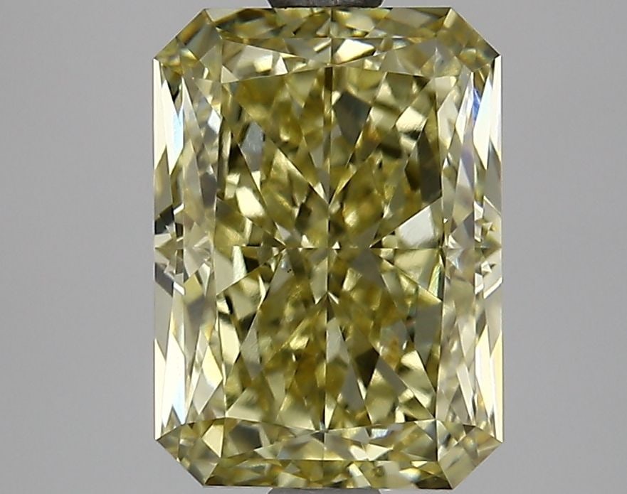 Loose Lab Diamond IGI Radiant 2.67ct Fancy Yellow VS1: Loose Lab Diamond IGI Radiant 2.67ct Fancy Yellow VS1 Loose Lab Diamond IGI Radiant 2.67ct in Fancy Yellow, rated VS1 for clarity with excellent polish and symmetry. Certified by IGI, it measures 9.14