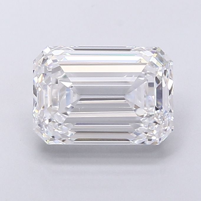 Loose Lab Diamond IGI Emerald 4.11ct D VS1: Loose Lab Diamond IGI Emerald 4.11ct D VS1 Loose Lab Diamond IGI Emerald 4.11ct D VS1, featuring excellent polish and symmetry, with measurements of 10.45L x 7.36W x 5.0H and IGI certification. Item S