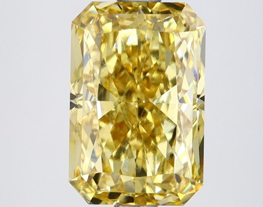 Loose Lab Diamond IGI Radiant 2.61ct Fancy Intense Brownish Yellow VVS2: Loose Lab Diamond IGI Radiant 2.61ct Fancy Intense Brownish Yellow VVS2 Loose lab-grown diamond, radiant cut, 2.61ct with Fancy Intense Brownish Yellow color and VVS2 clarity, certified by IGI. Item S