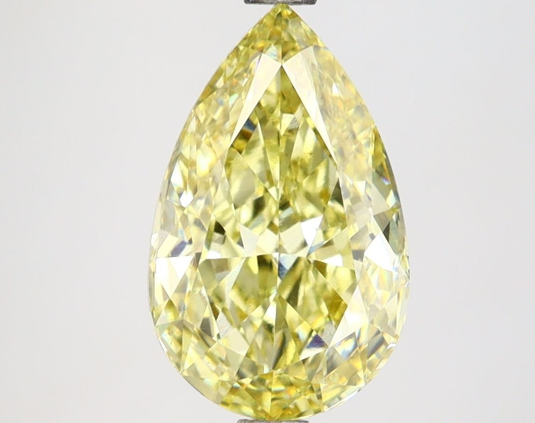 Loose Lab Diamond IGI Pear 3.1ct Fancy Intense Yellow VS1: Loose Lab Diamond IGI Pear 3.1ct Fancy Intense Yellow VS1 Loose lab-grown diamond of 3.1 carats, fancy intense yellow color, VS1 clarity, featuring excellent polish and symmetry; certified by IGI. Ite