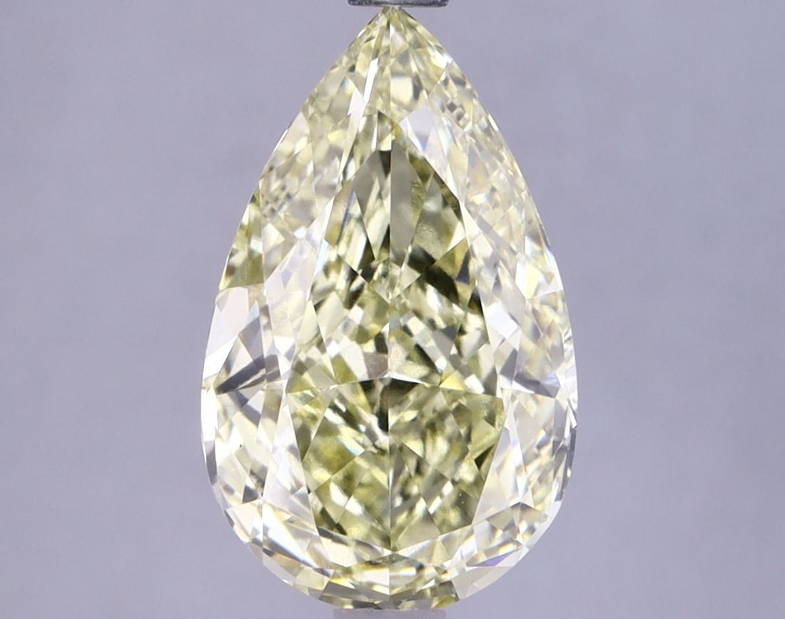 Loose Lab Diamond IGI Pear 3.43ct Fancy Intense Yellow VS1: Loose Lab Diamond IGI Pear 3.43ct Fancy Intense Yellow VS1 Loose lab-grown diamond, IGI certified, pear cut, weighing 3.43ct, fancy intense yellow color, and clarity VS1. Measurements are 12.91L x 7.9