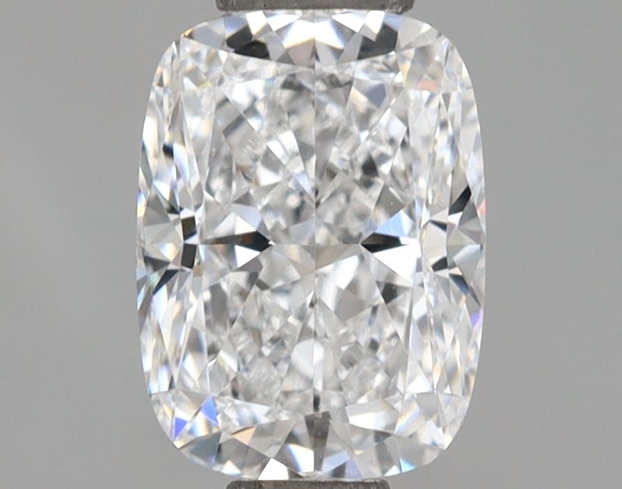 Cushion IGI 1.13ct D VVS2 - Loose Lab Diamond: Cushion IGI 1.13ct D VVS2 - Loose Lab Diamond Cushion IGI Loose Lab Diamond, weighing 1.13ct, with Color D and VVS2 Clarity, featuring Excellent Polish and Symmetry, certified by IGI. Item Specifics:
