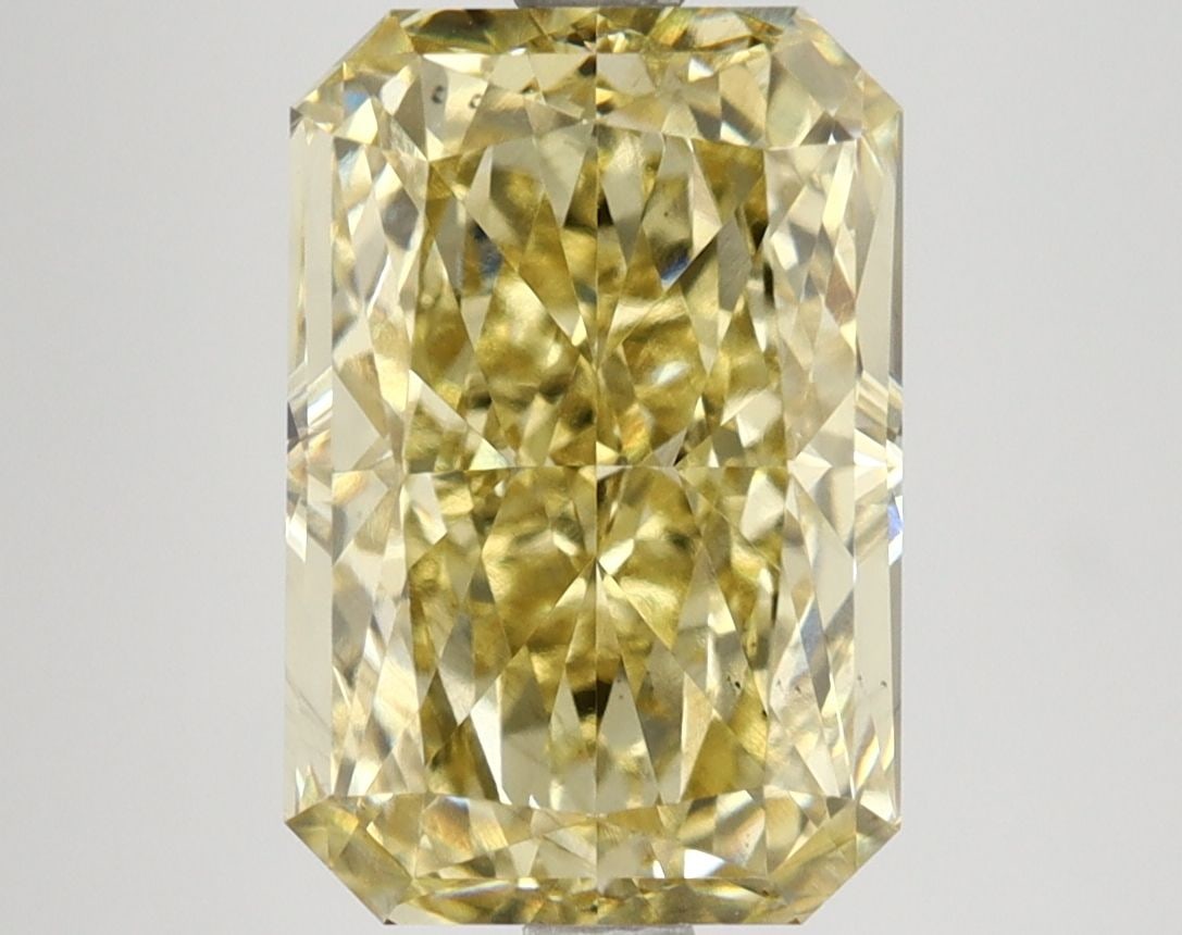 Radiant IGI 4.77ct Fancy Intense Yellow VS1 - Loose Lab Diamond: Radiant IGI 4.77ct Fancy Intense Yellow VS1 - Loose Lab Diamond Loose Lab Diamond IGI Radiant weighing 4.77ct, Fancy Intense Yellow color, VS1 clarity, with excellent polish and symmetry; certified by