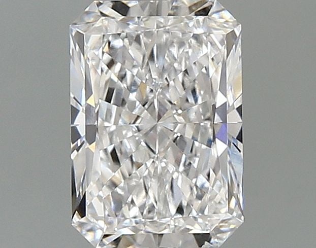 Loose Lab Diamond 1.45ct IGI Radiant D VS1: Loose Lab Diamond 1.45ct IGI Radiant D VS1 This loose lab-grown diamond weighs 1.45 carats, has a D color grade and VS1 clarity, with excellent polish and symmetry. Its dimensions are 8.08 x 5.58 x 3.