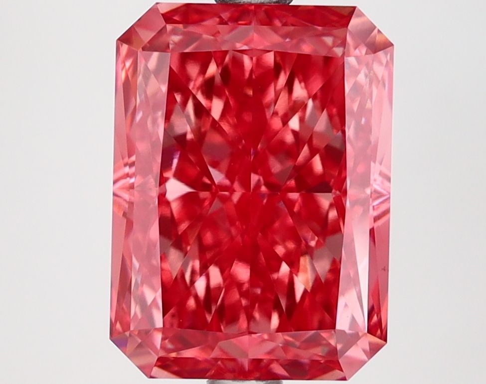 Loose Lab Diamond IGI Radiant 3.92ct Fancy Vivid Pink VVS2: Loose Lab Diamond IGI Radiant 3.92ct Fancy Vivid Pink VVS2 Loose lab-grown diamond, featuring a radiant cut, 3.92ct weight, and fancy vivid pink color with VVS2 clarity. Certified by IGI, with measure