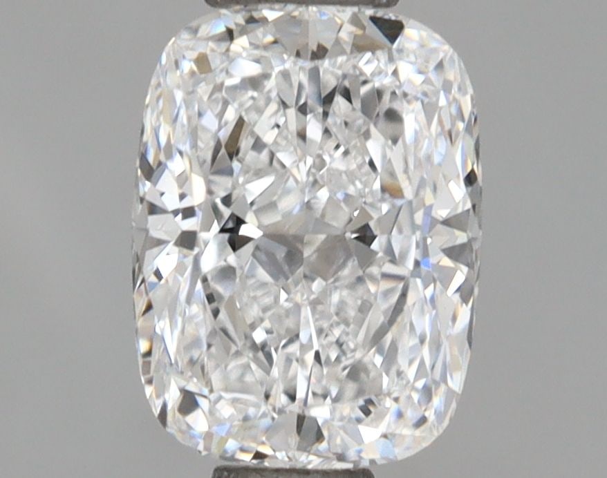 Loose Lab Diamond 1.03ct D VVS2 - IGI Cushion Brilliant: Loose Lab Diamond 1.03ct D VVS2 - IGI Cushion Brilliant Loose lab-grown diamond, 1.03ct, IGI certified, with color grade D and clarity VVS2, featuring excellent polish and symmetry, measuring 7.09L x