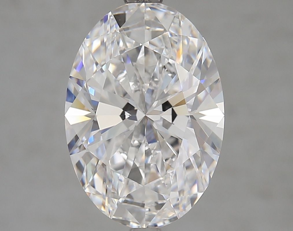 Loose Lab Diamond GIA Oval 4.09ct D VVS1: Loose Lab Diamond GIA Oval 4.09ct D VVS1 Loose lab-grown diamond weighing 4.09ct, oval cut, with D color and VVS1 clarity. Certified by GIA, measuring 12.84L x 9.02W x 5.64H. Item Specifics: Source: T